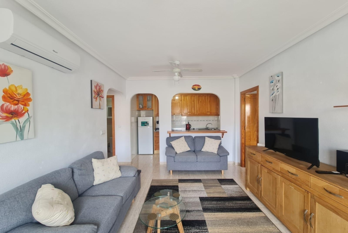 BUNGALOW PLANTA ALTA CON SOLÁRIUM EN ORIHUELA COSTA, ZENIAMAR I.