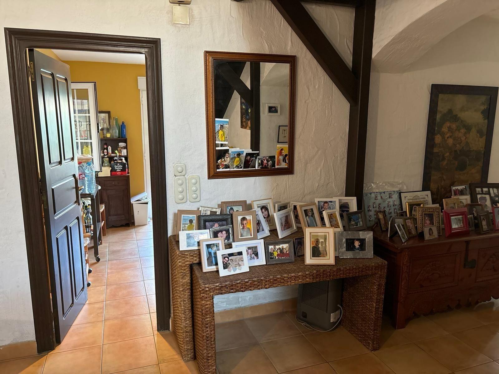 VILLA ESTILO MEDITERRANEO CON PISCINA PRIVADA.