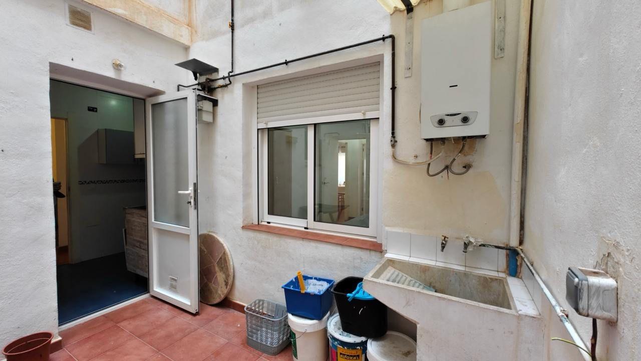 APPARTAMENTO A 300 METROS DE PLAYA CON 3 DORM. 2 BAÑOS CON SUPERFICIE DE 108 M2.