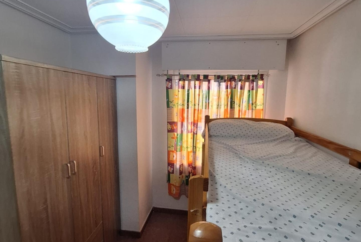 Piso de 3 dormitorios a pocos metros de la playa de la Mata