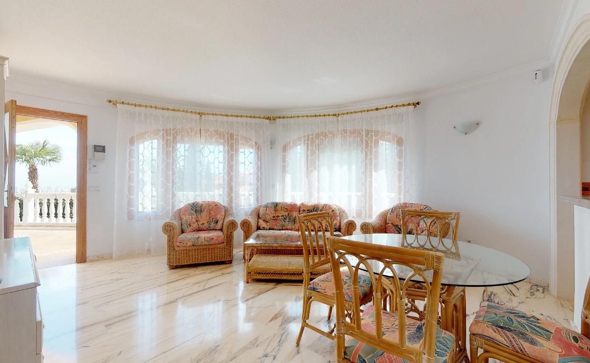 EXCLUSIEVE VILLA TE KOOP IN CALPE MET MARVELLOUS ZEEZICHTEN