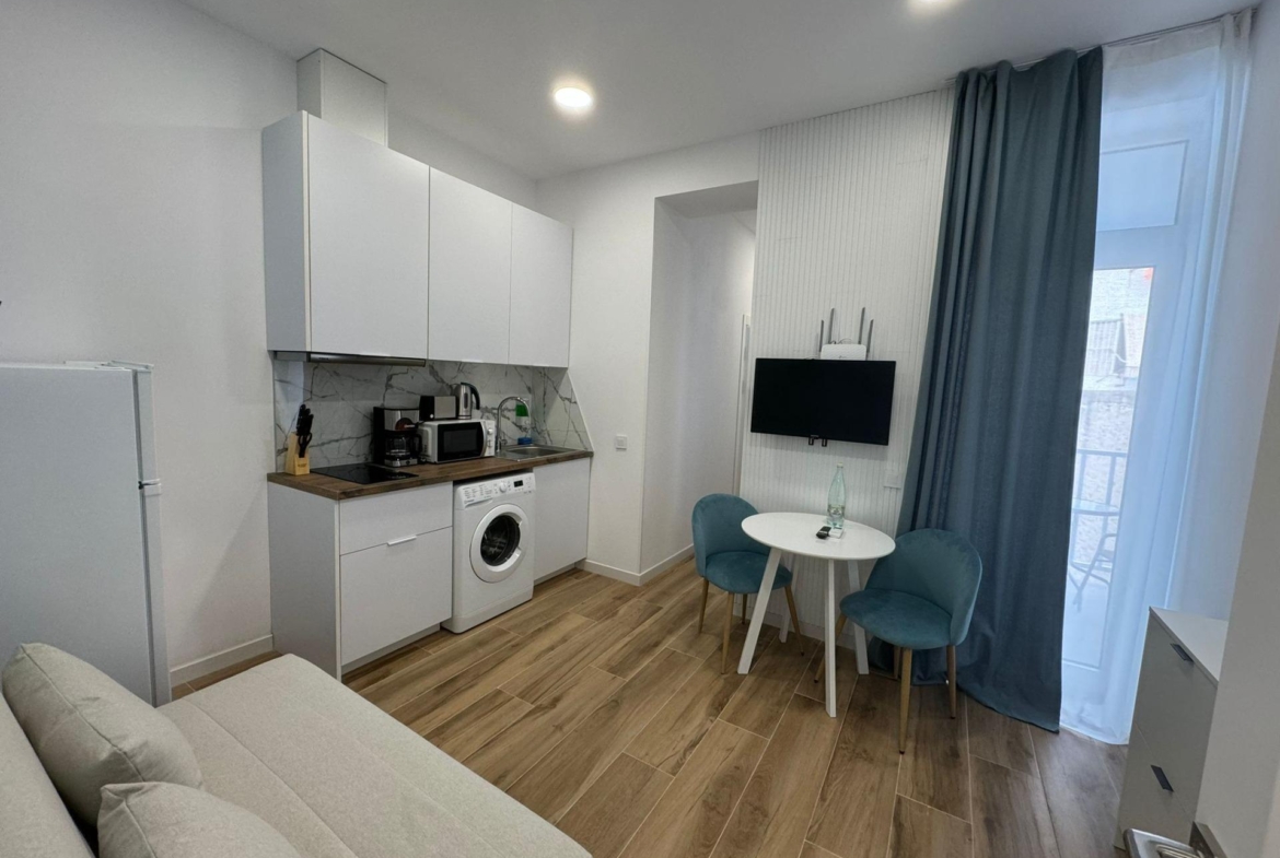 EDIFICIO EN VENTA EN ALICANTE CON LICENCIA TURISTICA – CAROLINAS BAJAS