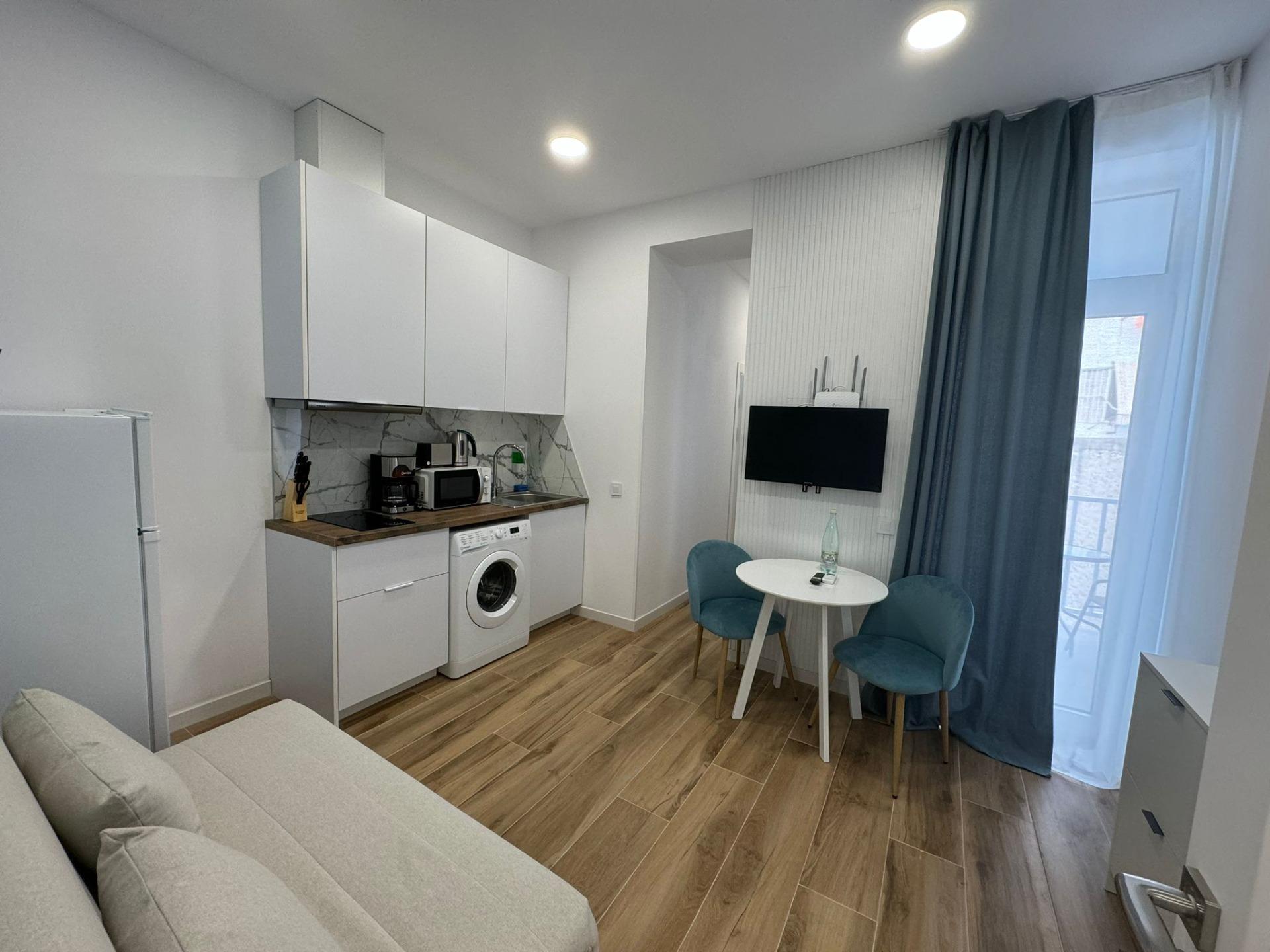 2-20-60 EDIFICIO EN VENTA EN ALICANTE CON LICENCIA TURISTICA – CAROLINAS BAJAS