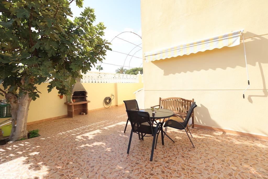 Playa Flamenca, independent villa just 250 meters from the beach
