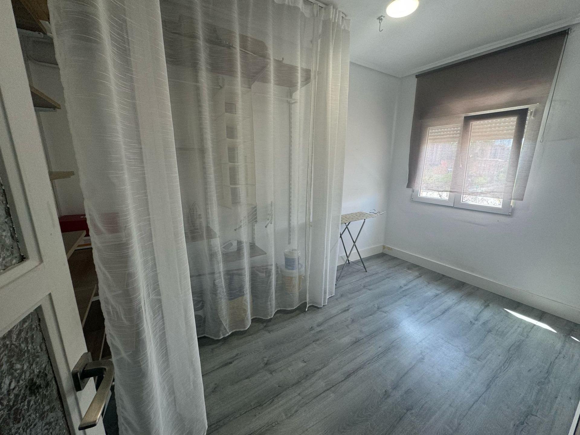 Amplio piso de 3 habitaciones en El Grau