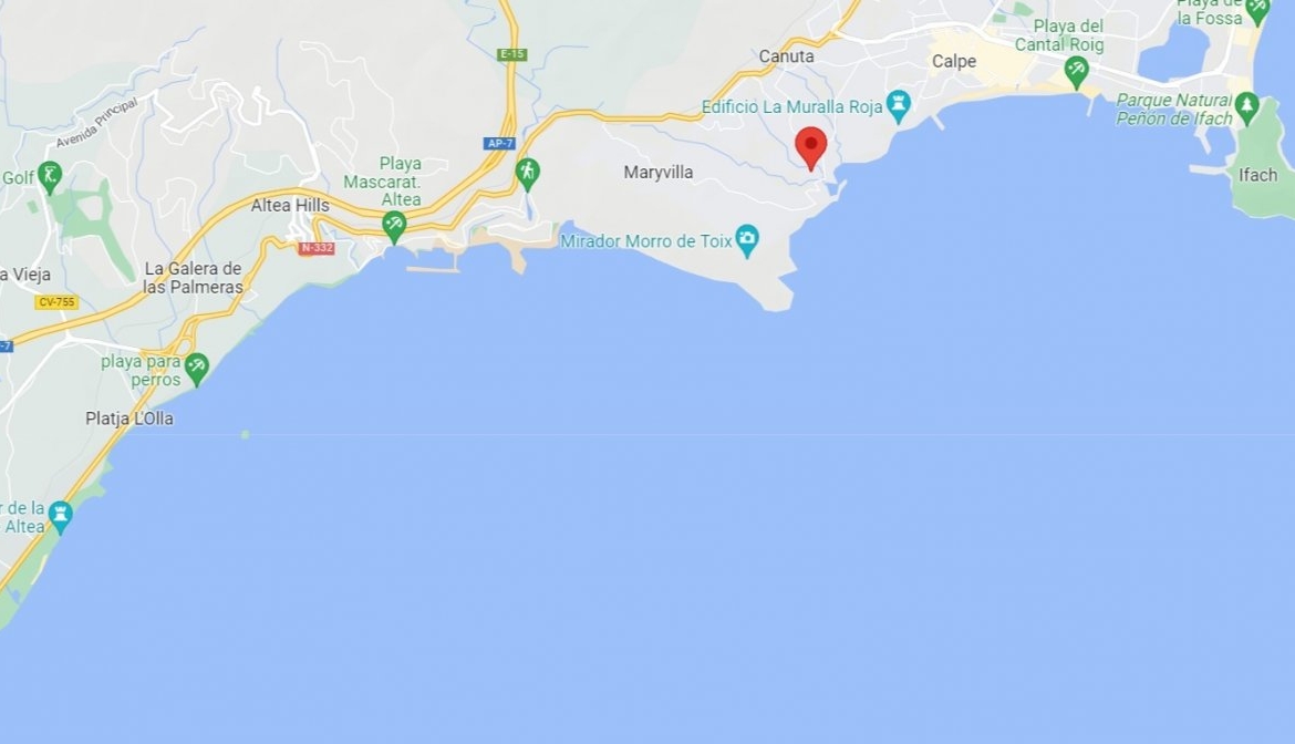 Villa de diseño contemporáneo en zona Canuta Baja de Calpe