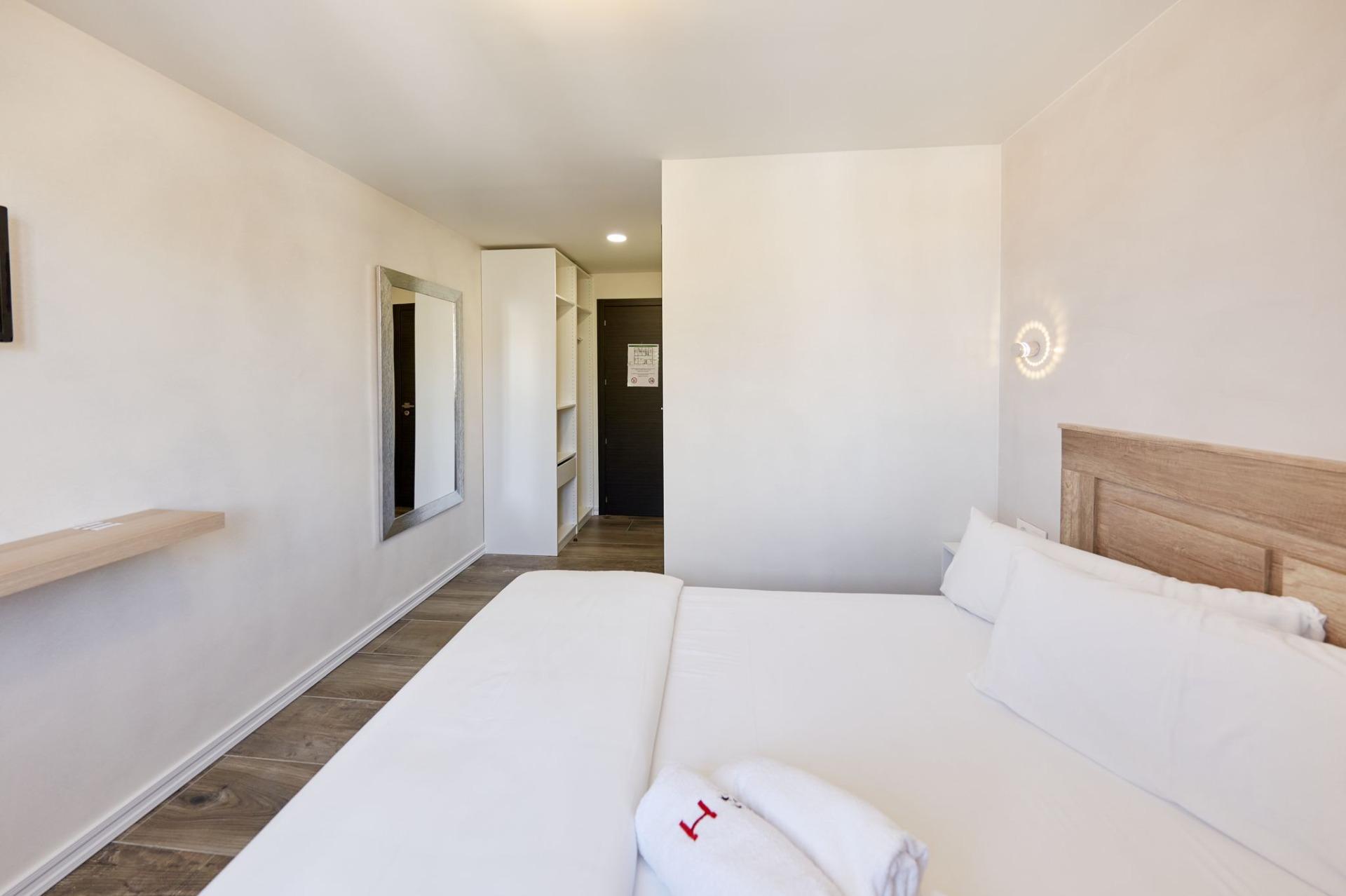 2-21-167 Magnífico Hotel Reformado en Cabo Huertas: IDEAL PARA INVERSORES