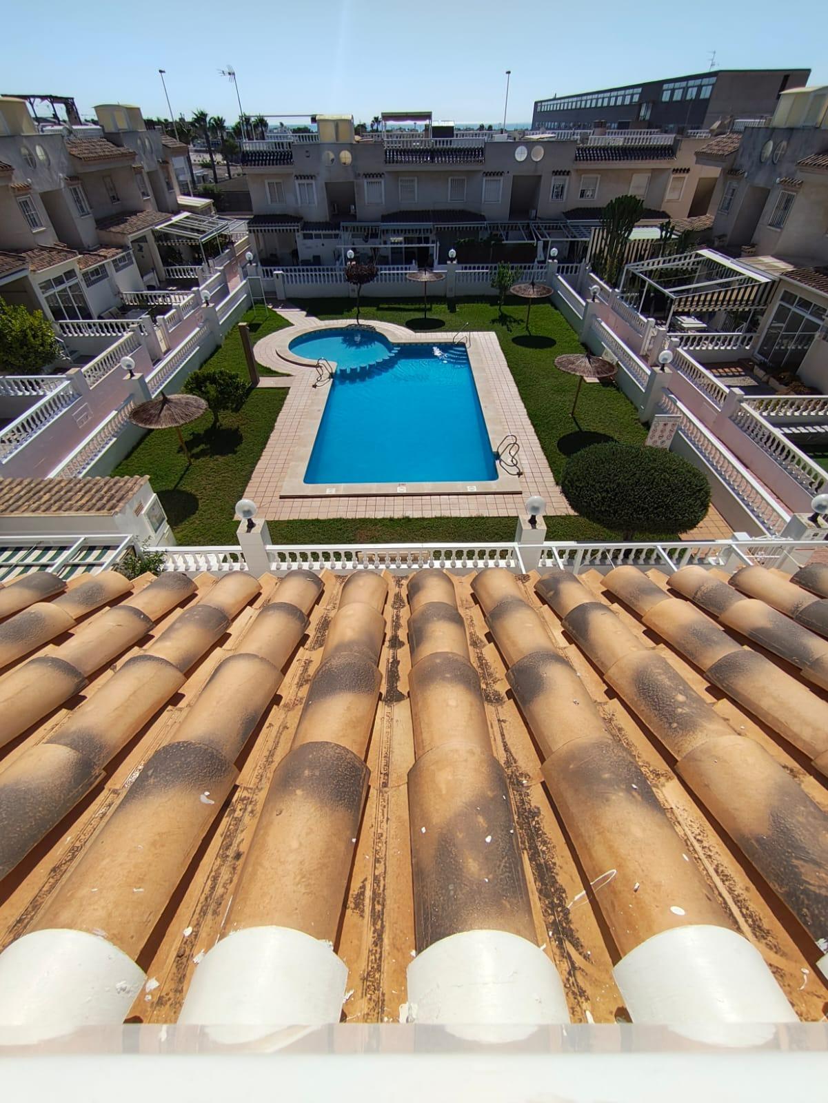 2-21-185 BUNGALOW 2 DORMITORIOS AGUAS NUEVAS, PISCINA COMUNITARIA 199.900€