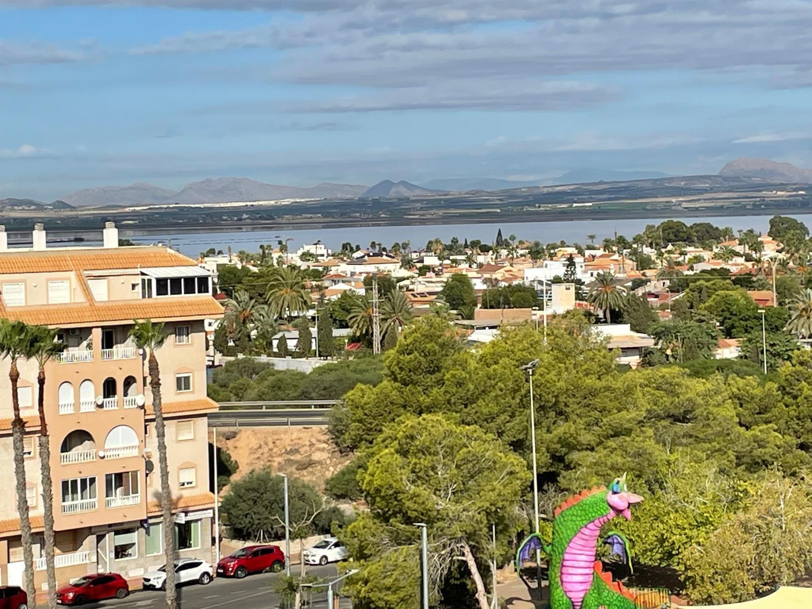Charming Apartment in Torrevieja – Parque de las Naciones 🌞 2 bedrooms 1 bathroom with pool and garage