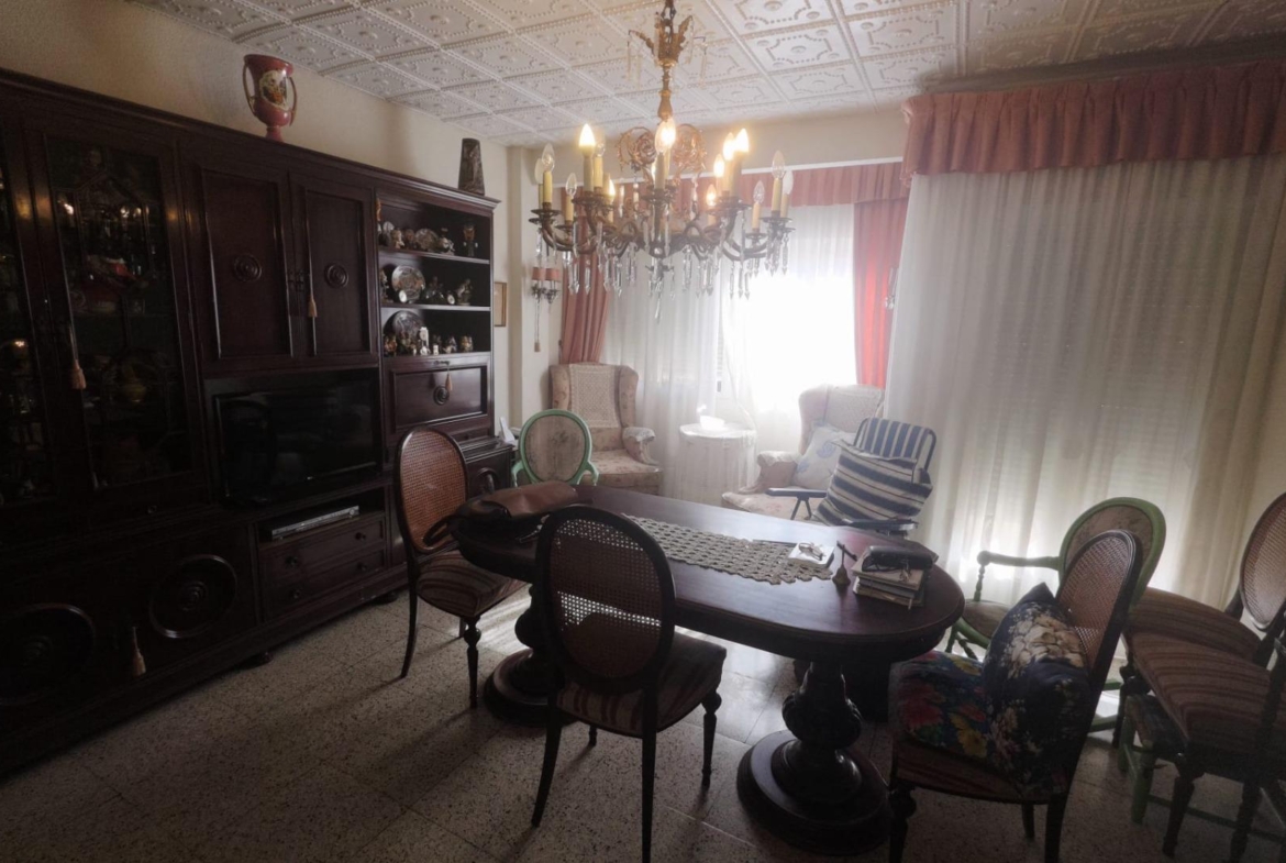 Magnifica vivienda en pleno centro de Alicante con ascensor y garaje, junto al Corte Inglés