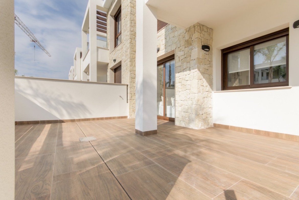 NIEUWE BUILD RESIDENTIAL VAN BUNGALOW APPARTEMENTS IN LOS BALCONES, TORREVIEJA