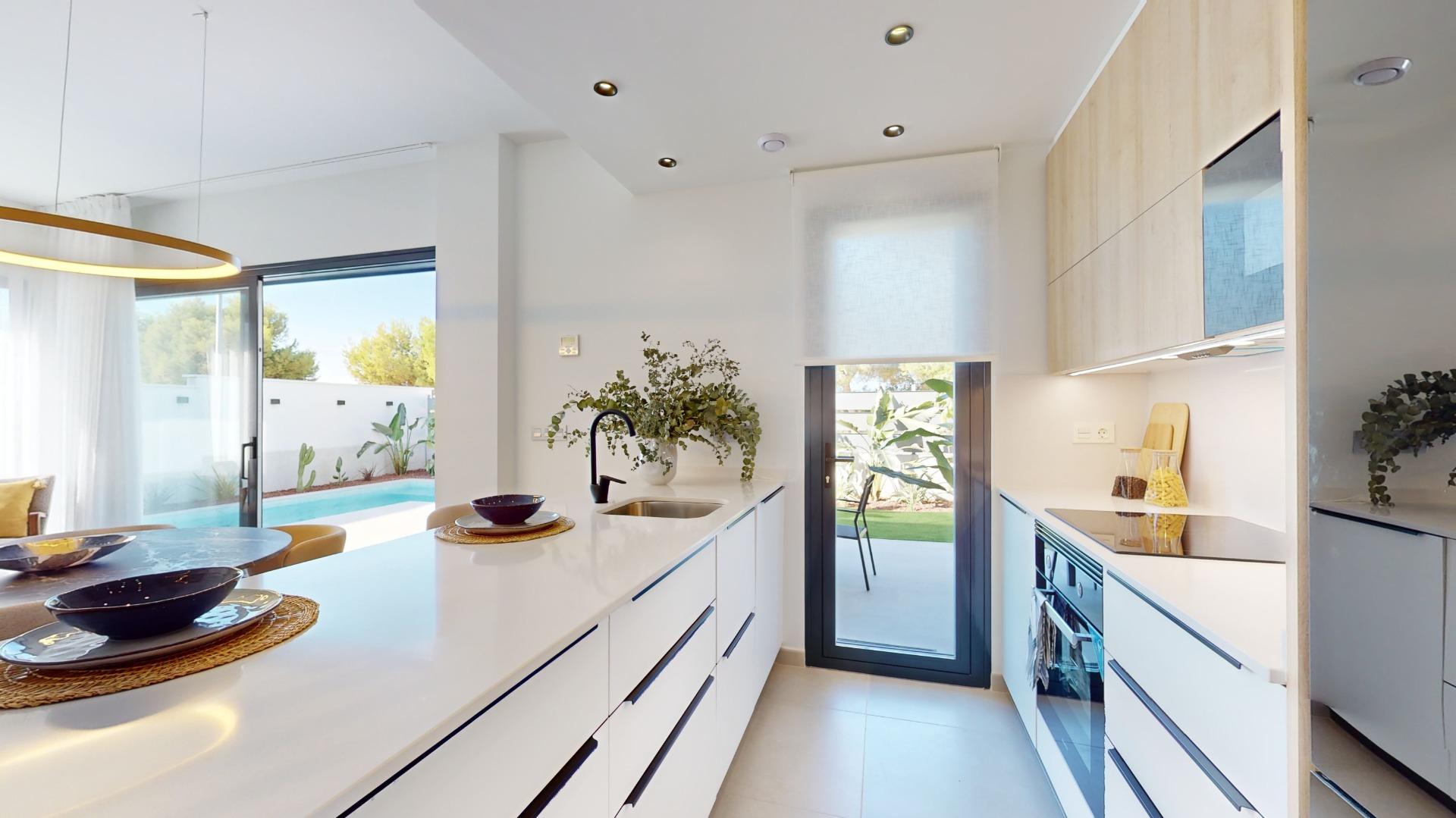 2-21-38 Detached modern villas placed in Roda Golf, Murcia