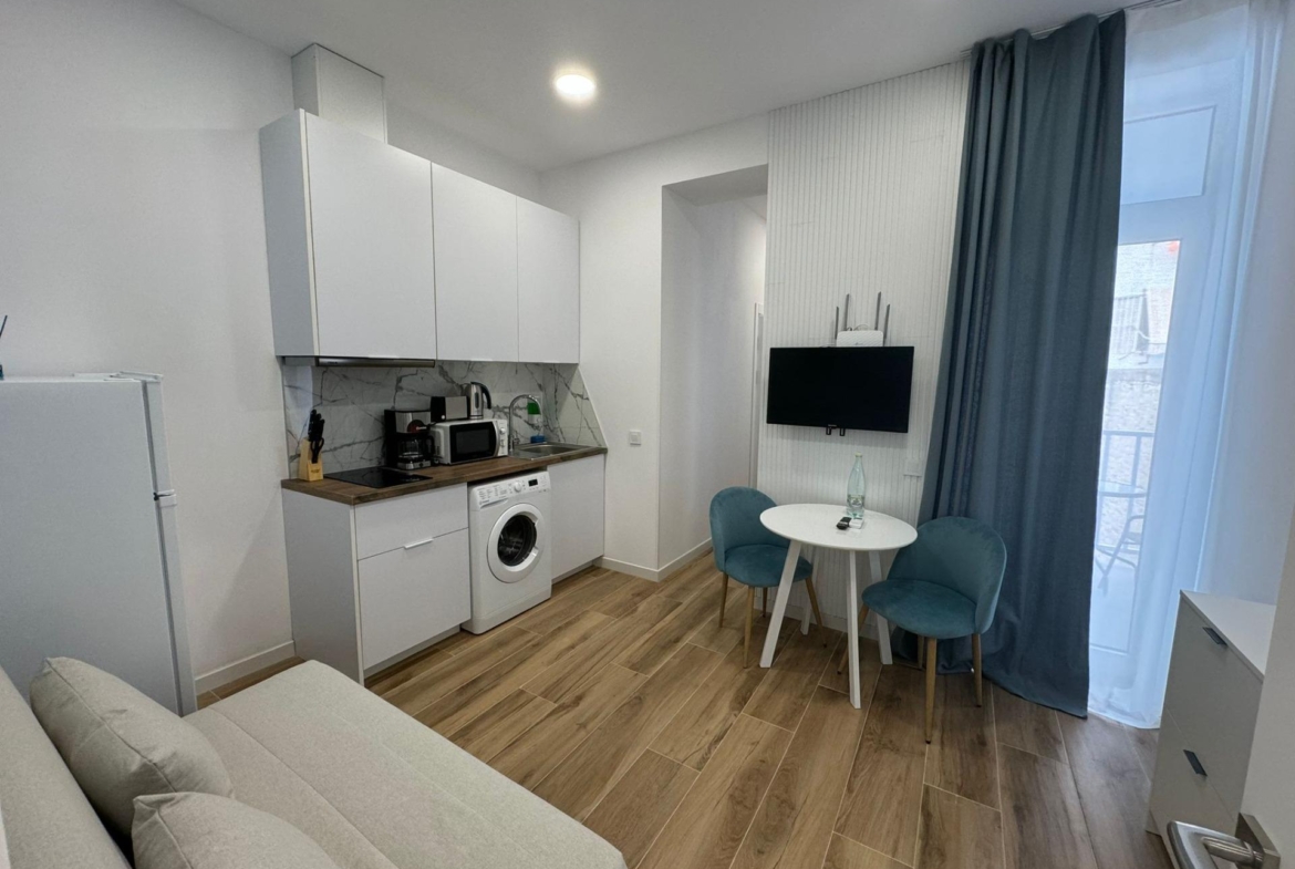 EDIFICIO EN VENTA EN ALICANTE CON LICENCIA TURISTICA – CAROLINAS BAJAS