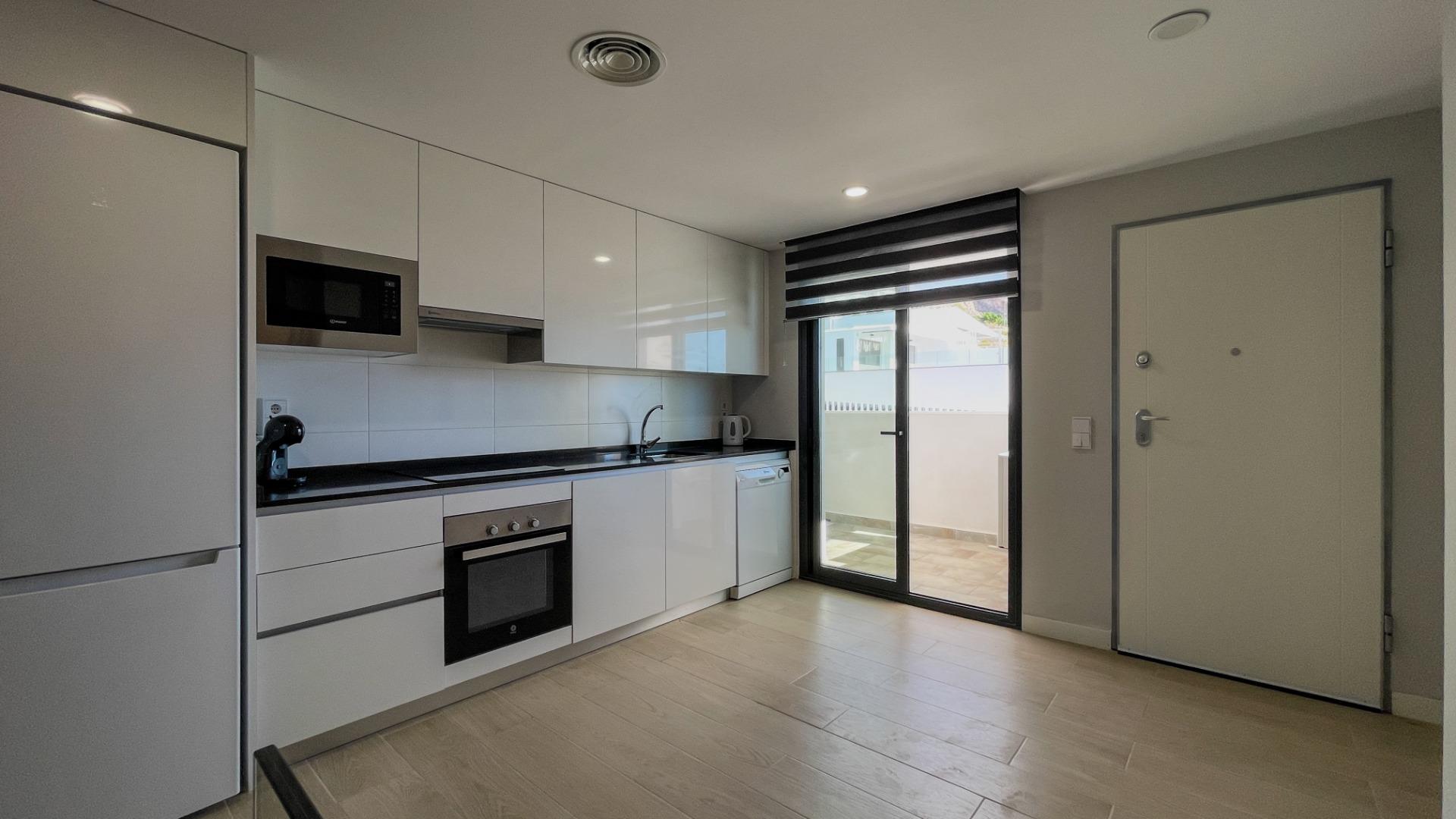 2-21-74 Moderne duplex met 5 slaapkamers in het exclusieve Campirroso complex, Finestrat