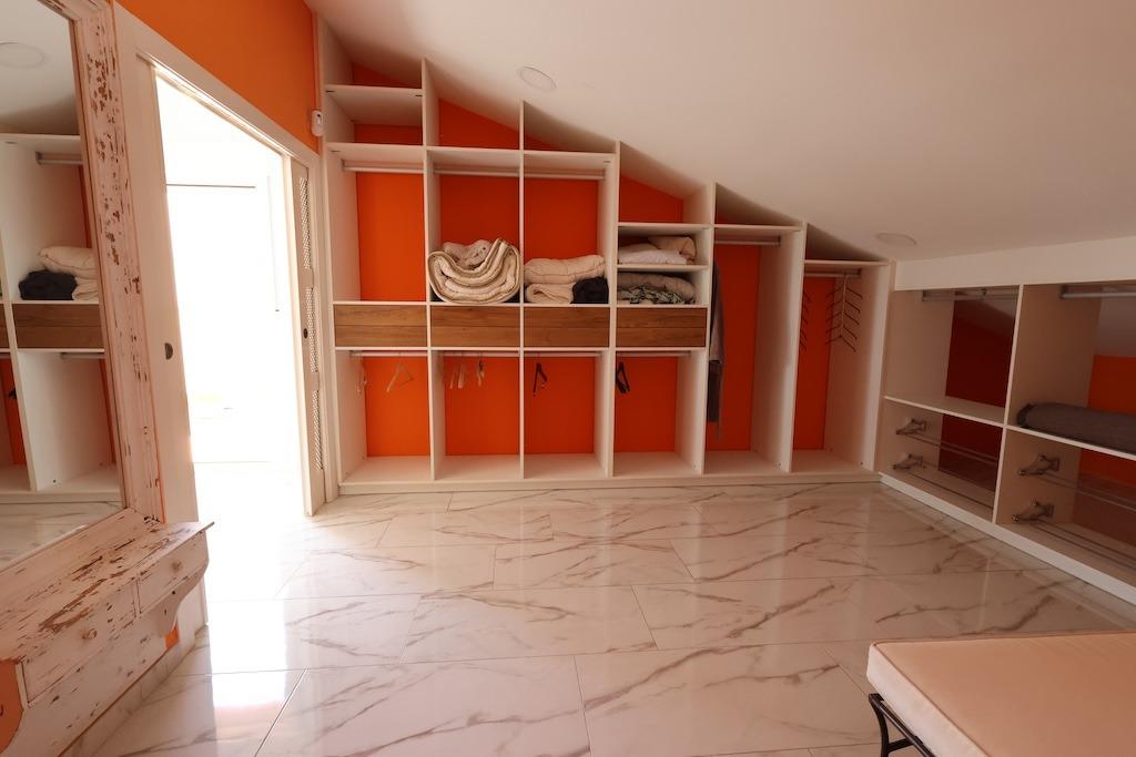 Detached villa in Villamartin plaza