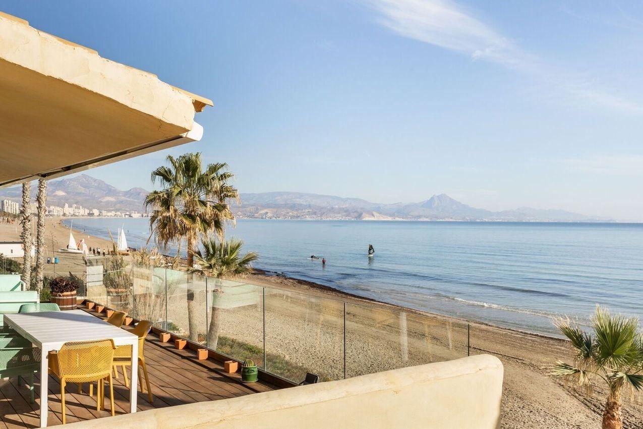 2-22-157 LUXURY VILLA OP HET ZAND IN CABO DE LAS HUERTAS