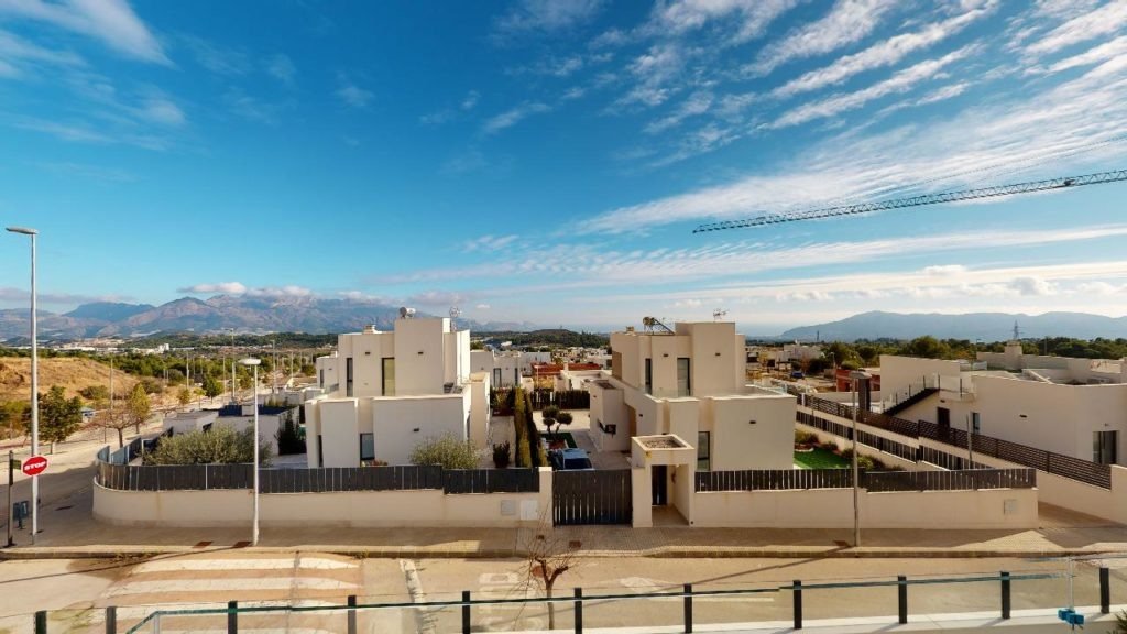 Villas de nueva construcción con vistas al mar y montaña
