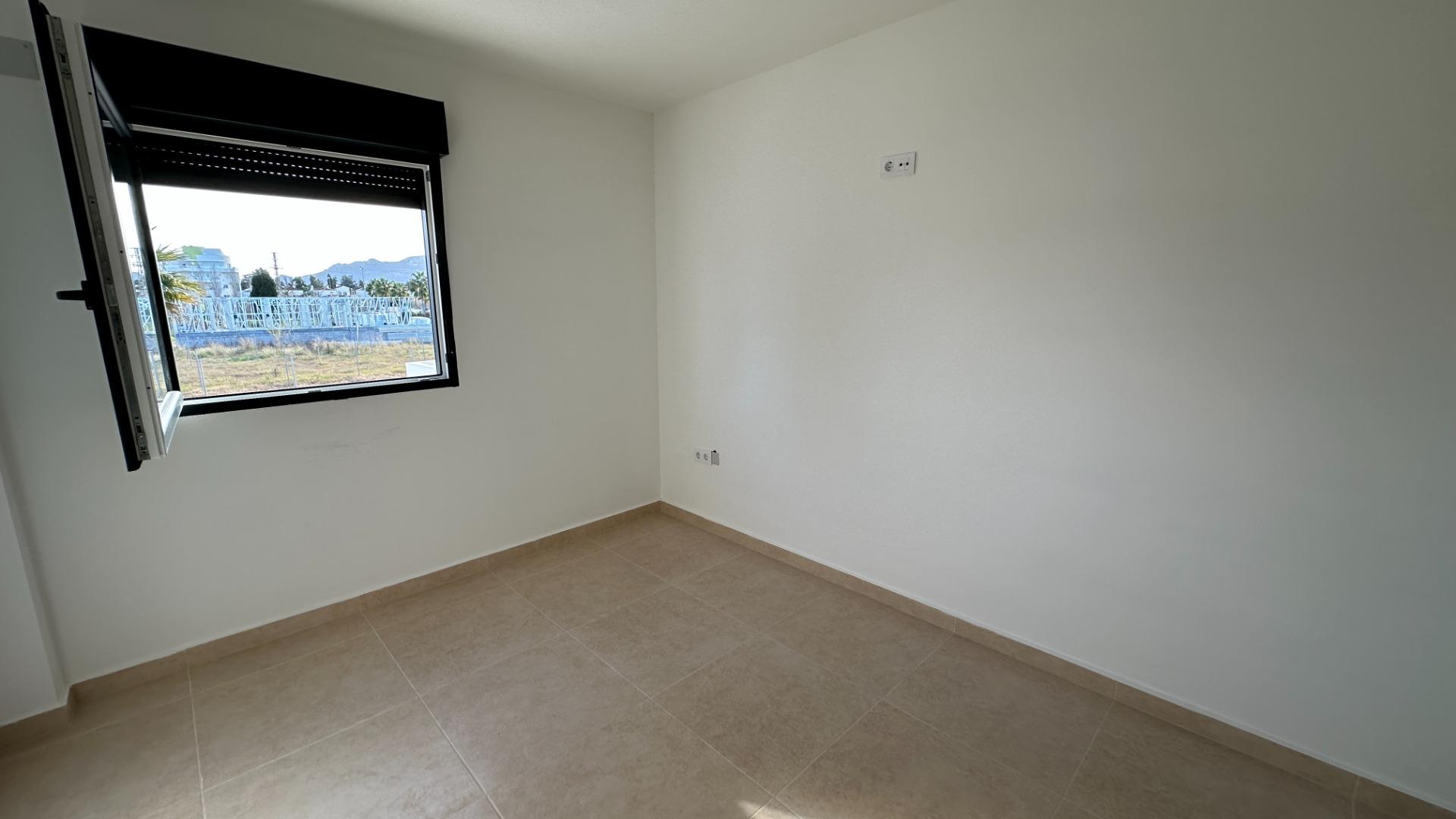 2-22-193 Exclusive townhouses in Oliva Nova: style, comfort, and sea just 500 m away