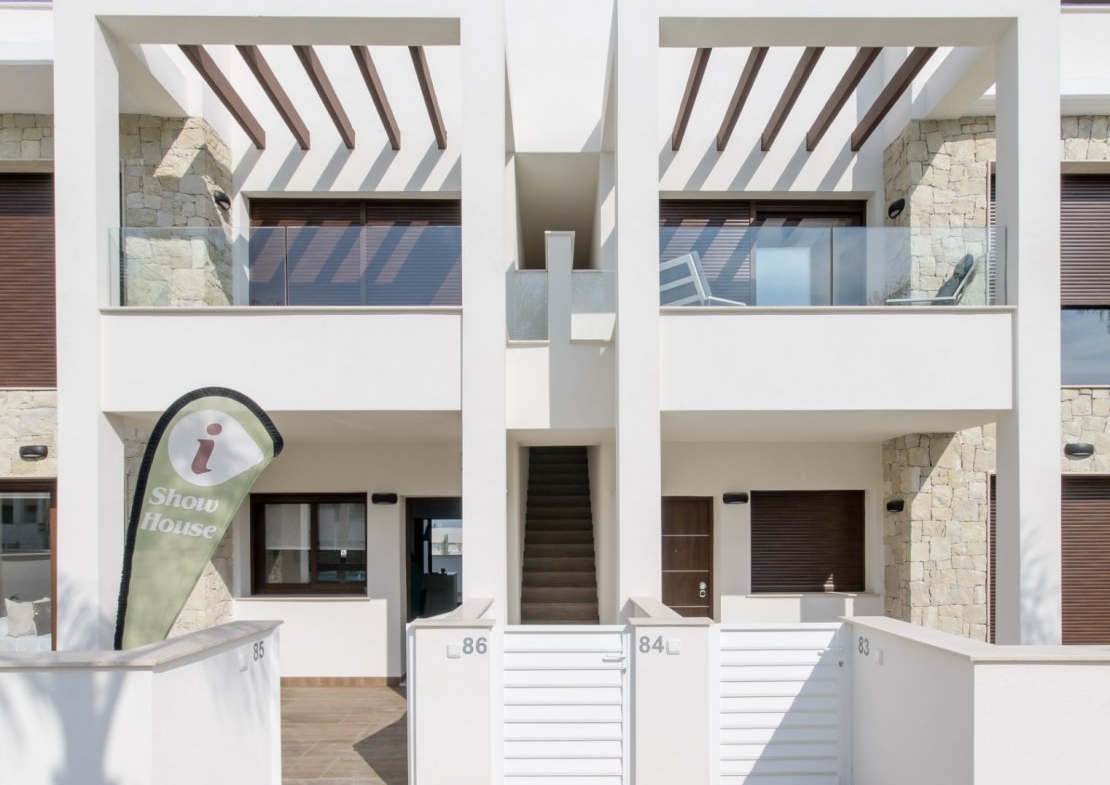 NIEUWE BUILD RESIDENTIAL VAN BUNGALOW APPARTEMENTS IN LOS BALCONES, TORREVIEJA