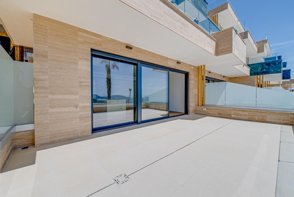 New spacious duplex in Finestrat.