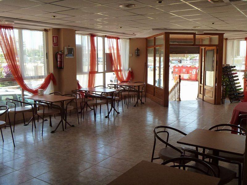 RESTAURANTE EN TORREVIEJA EN LA PRIMERA LINEA DE PLAYA