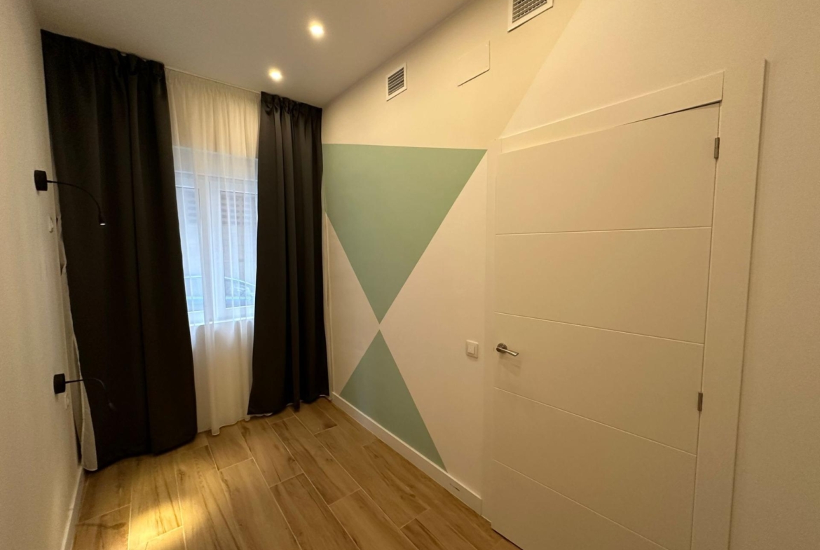 Amplio y luminoso apartamento en zona céntrica de Alicante