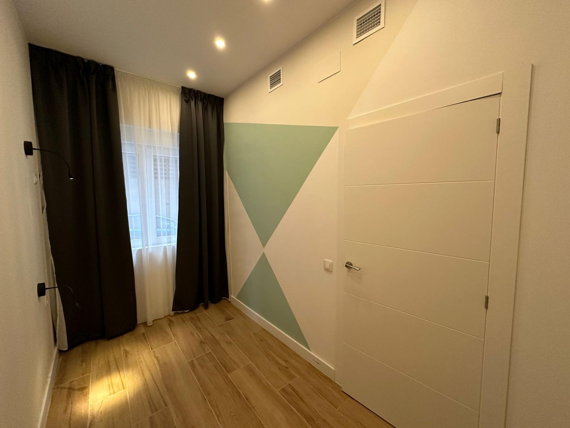 Amplio y luminoso apartamento en zona céntrica de Alicante