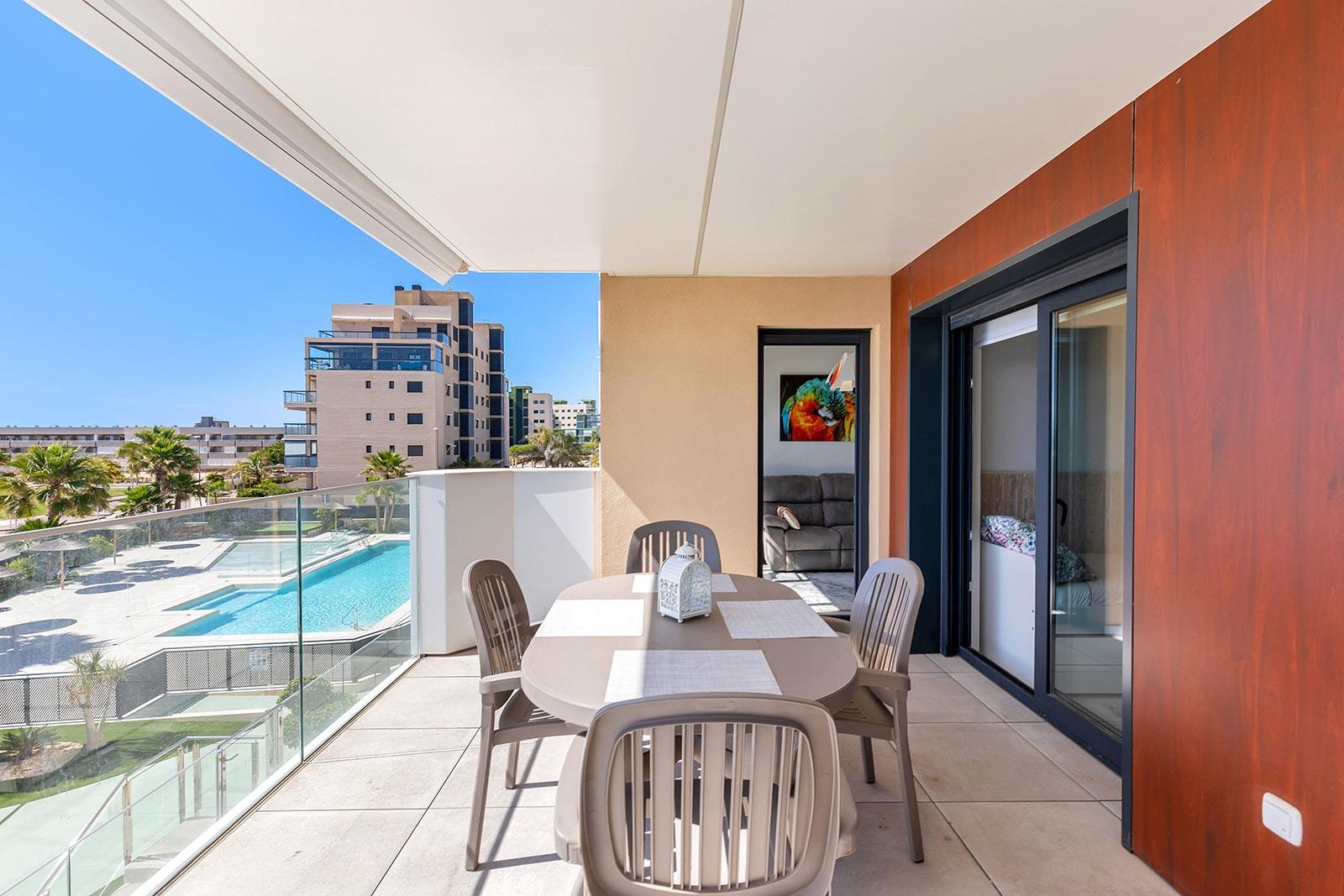 2-22-56 APARTAMENTO CON VISTAS AL MAR EN MIL PALMERAS. 2 DORM. 2 BAÑOS. GARAJE+TRASTERO. TERRAZA 20 M2.
