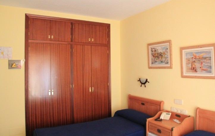 HOTEL CON RESTAURANTE EN VENTA.