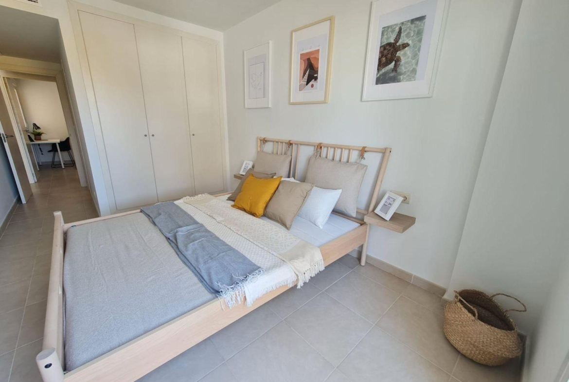 APATAMENTO CON PARKING+PISCINA EN ORIHUELA COSTA. 2 DORM. 2 BAÑOS. 85 M2.