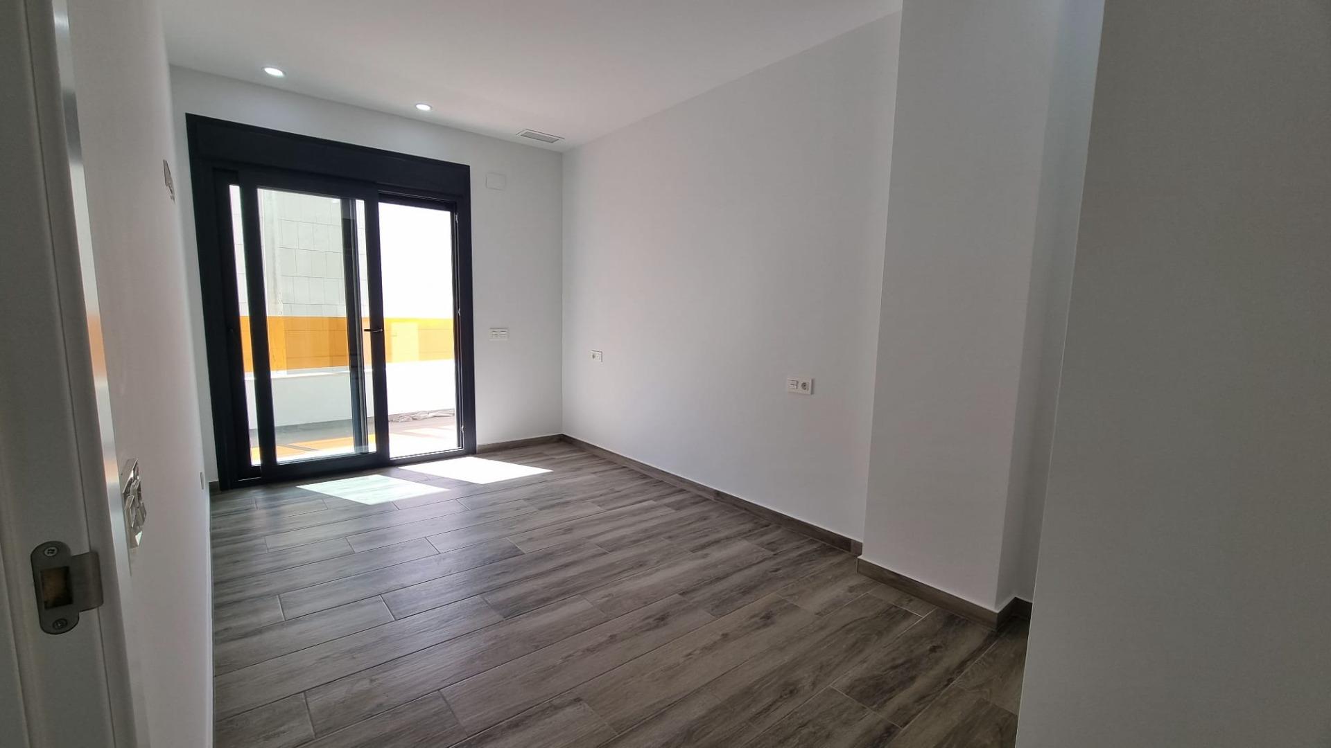 2-22-92 ¡ ALEGRIA XVIII A LA VENTA ! Gran piso de obra nueva a metros de la Playa del Cura !