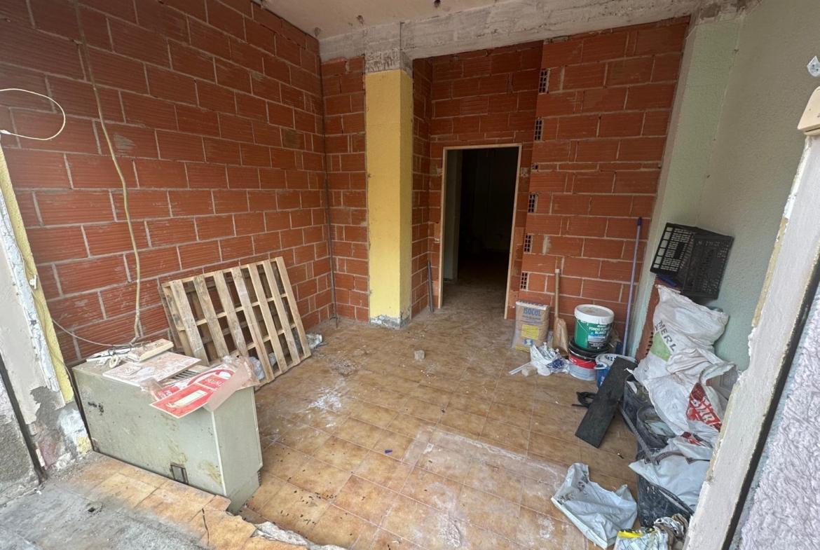 Premises for renovation in Alicante