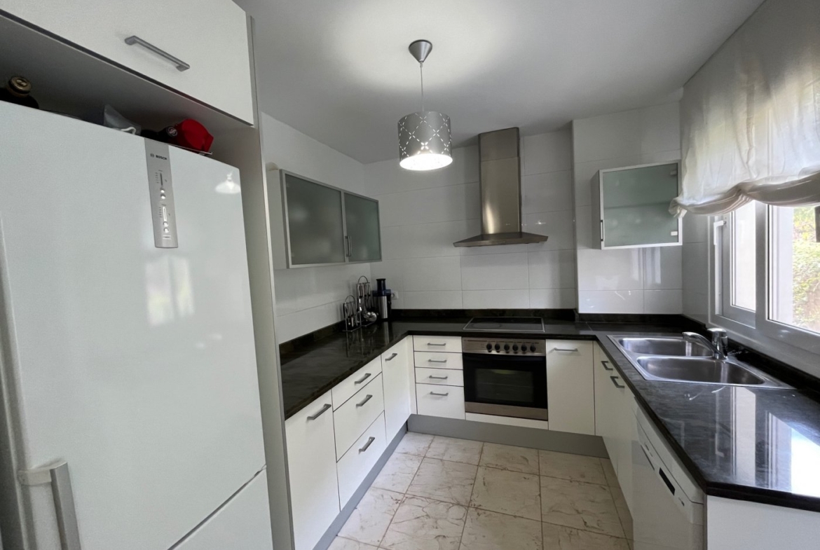 ALTEA HILLS EXCLUSIVE FLAT FOR SALE WITH SEA VIEWS