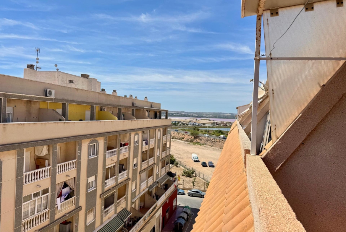 Penthouse in Torrevieja with South Orientation