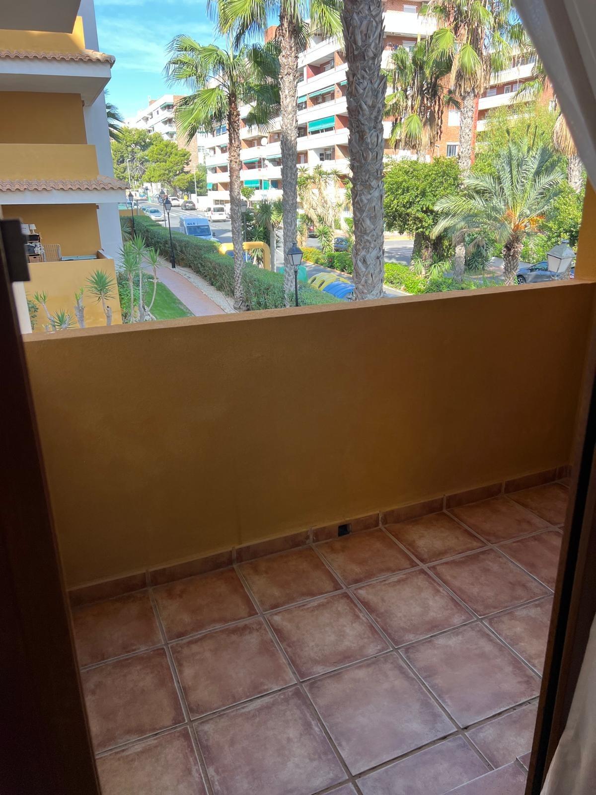 2-23-181 La Entrada ! Enorme apartamento en una de las mejores zonas de Costa Blanca !