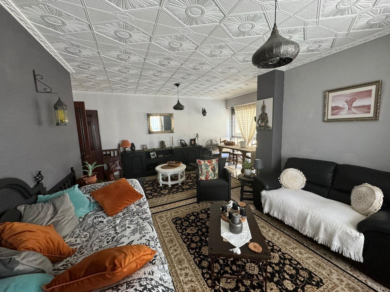 2-23-50 Appartement in San Miguel de Salinas met vrij uitzicht in het centrum