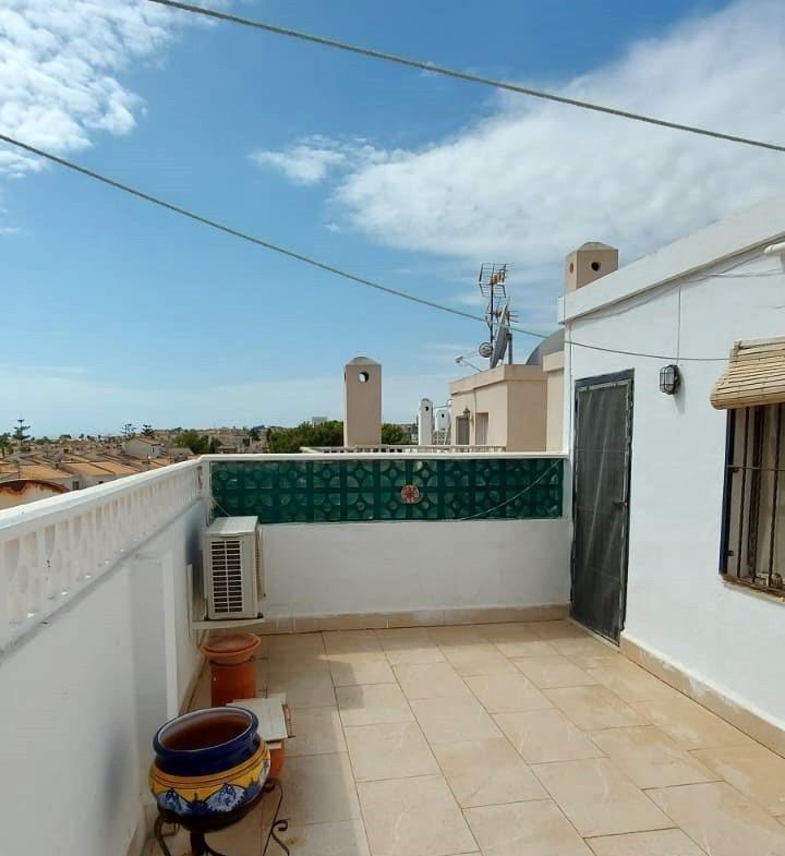 Spectacular Penthouse in La Zenia, Orihuela Costa – Sea Views and Steps from the Beach