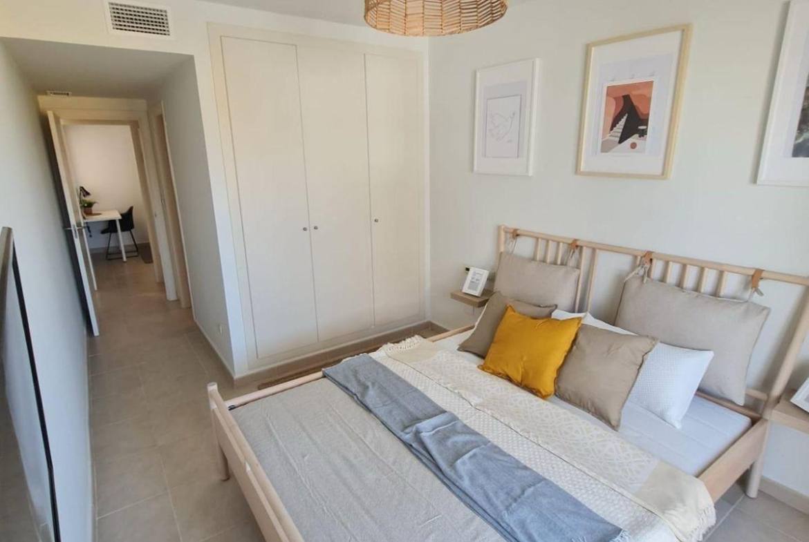 APATAMENTO CON PARKING+PISCINA EN ORIHUELA COSTA. 2 DORM. 2 BAÑOS. 85 M2.
