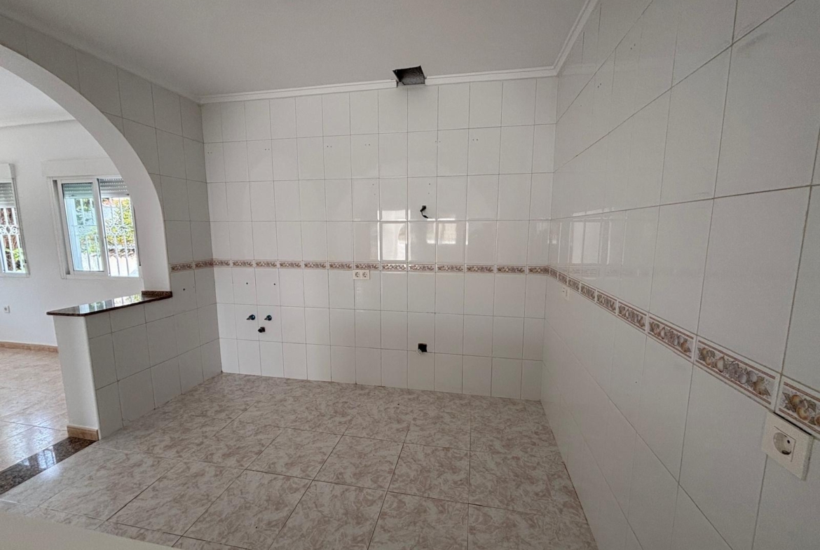 FABULOSA VILLA REFORMADA ESTILO MEDITERRÁNEO EN CIUDAD QUESADA