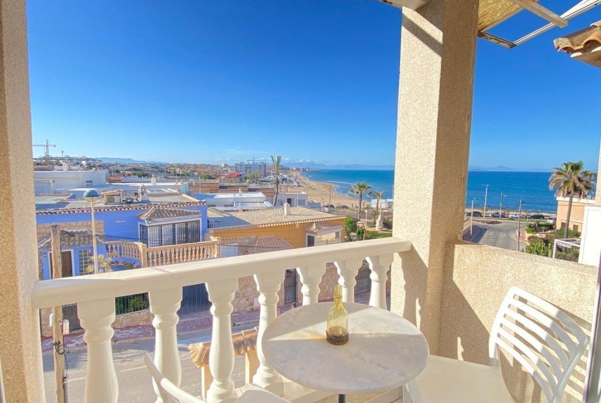ESPECTACULAR BUNGALOW 2 HABS VISTAS A LA PLAYA DE LA MATA
