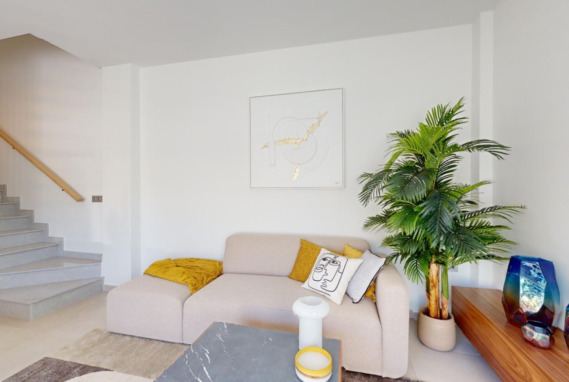 Detached modern villas placed in Roda Golf, Murcia