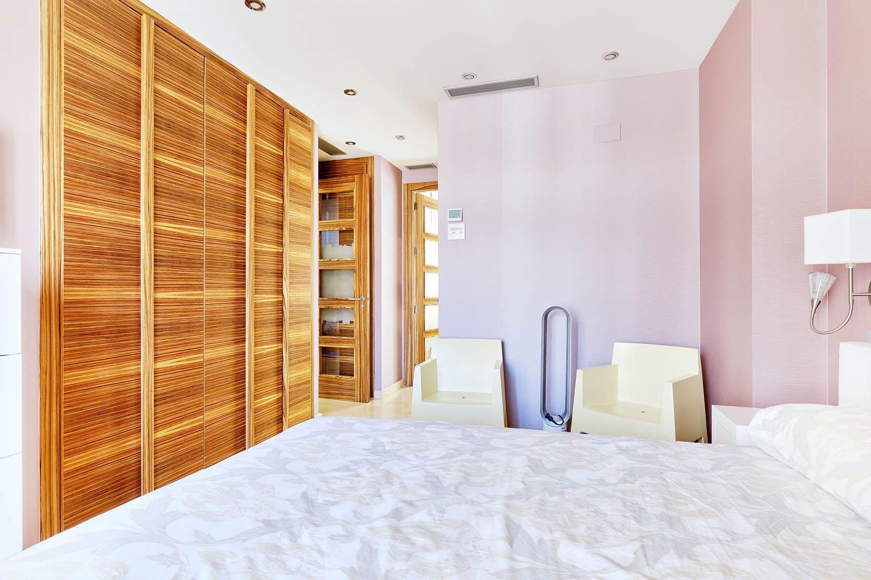 2-24-55 Luxury PENTHOUSE in the TORREVIEJA THEATER SQUARE