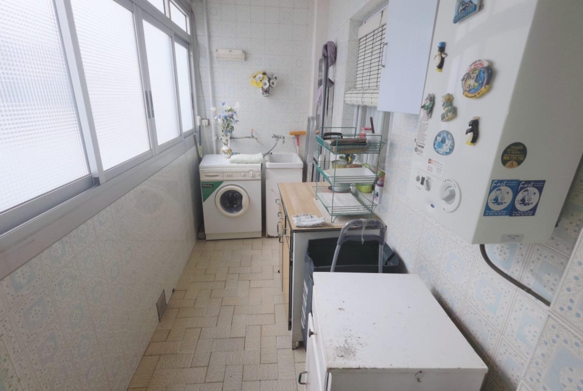 Magnifica vivienda en pleno centro de Alicante con ascensor y garaje, junto al Corte Inglés