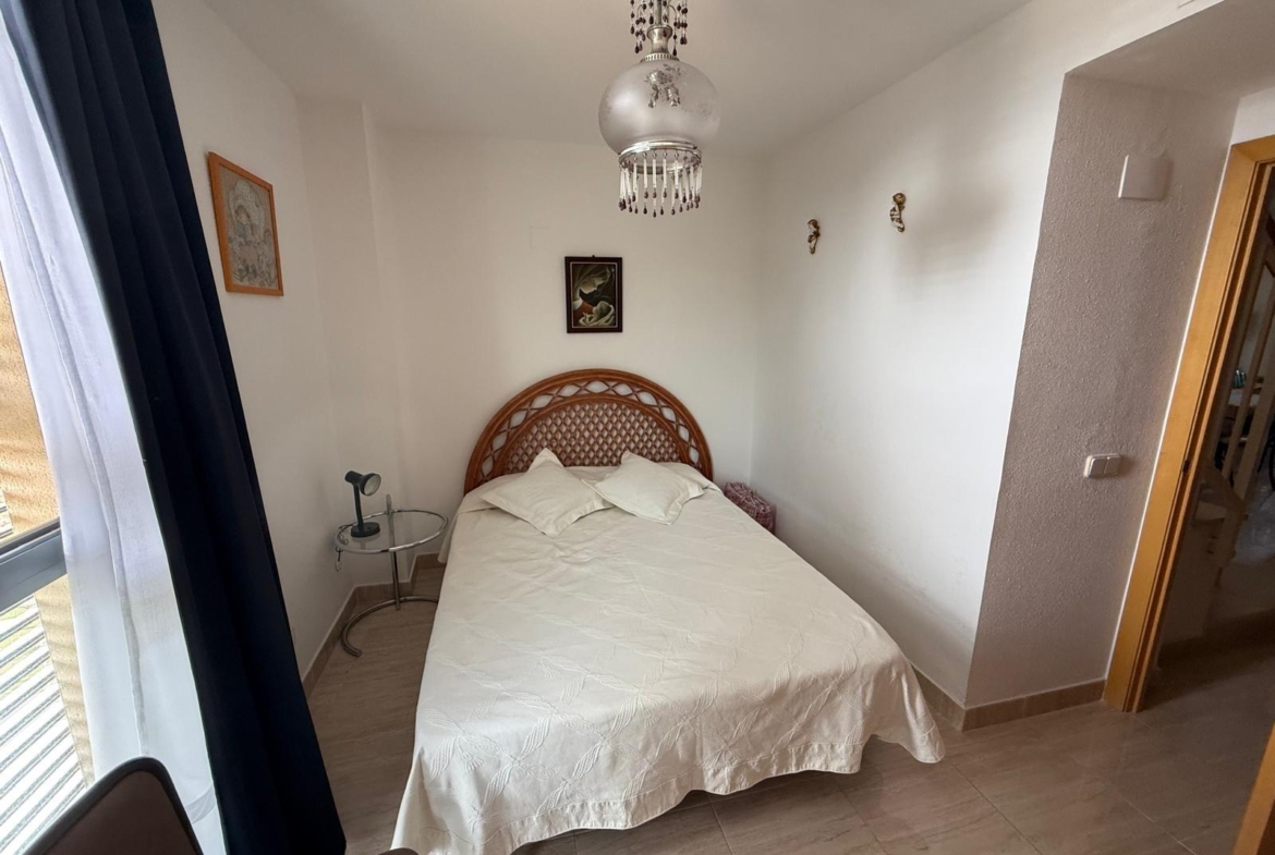 Ático Dúplex con Solárium Privado y Vistas a la Cala de Finestrat