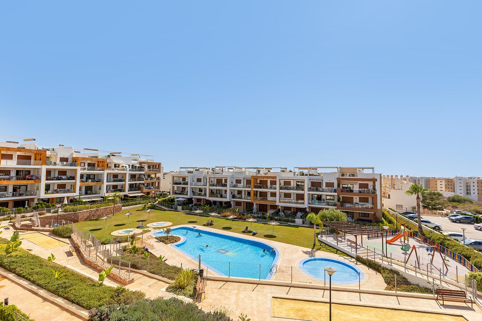 ESPECTACULAIR APPARTAMENTO CON LICENCIA TURISTICA. PISCINA.
