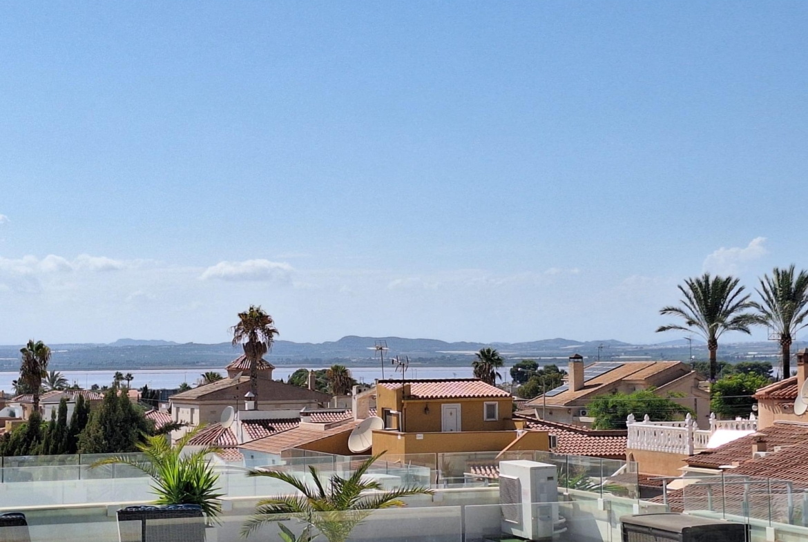 Mooie luxe villa in La Siesta