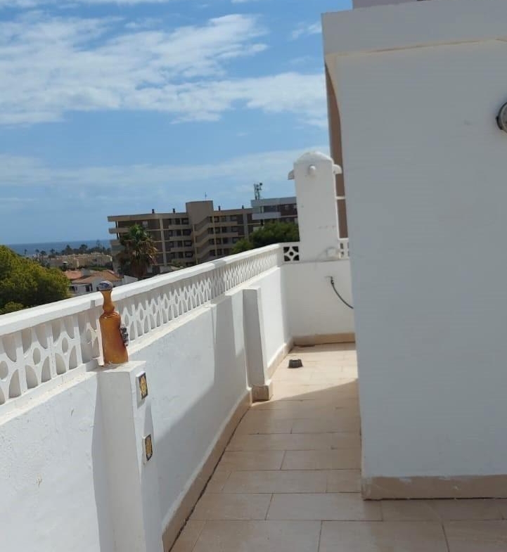 Spectacular Penthouse in La Zenia, Orihuela Costa – Sea Views and Steps from the Beach