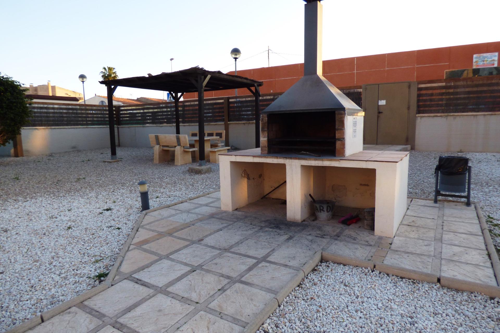 ENCANTADORA PLANTA BAJA EN SAN JUAN CON GRAN TERRAZA