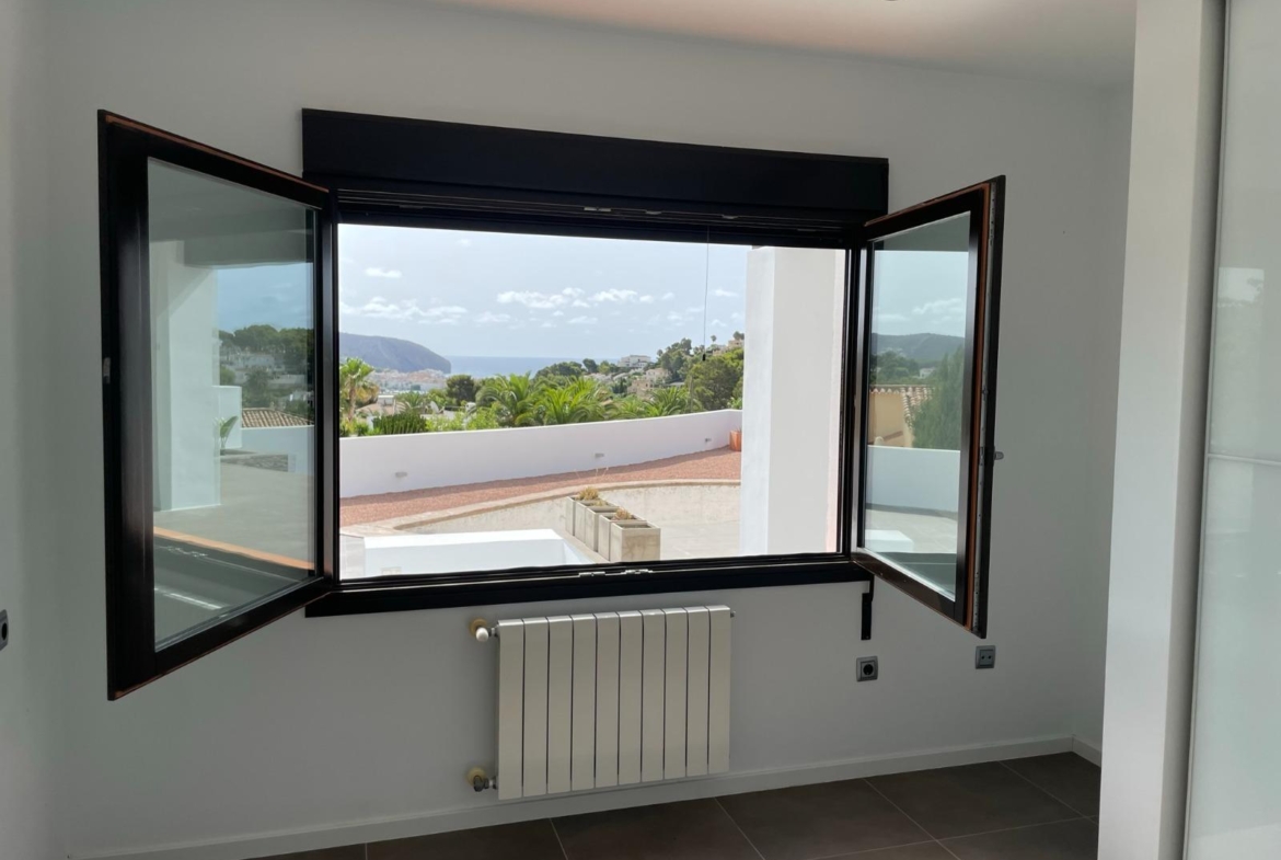 Exclusieve villa met uitzicht op zee in Moraira (Costa Blanca, Alicante)
