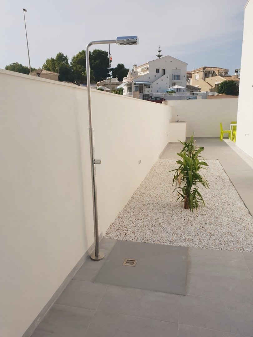 NEW BUILD VILLAS IN PINAR DE CAMPOVERDE